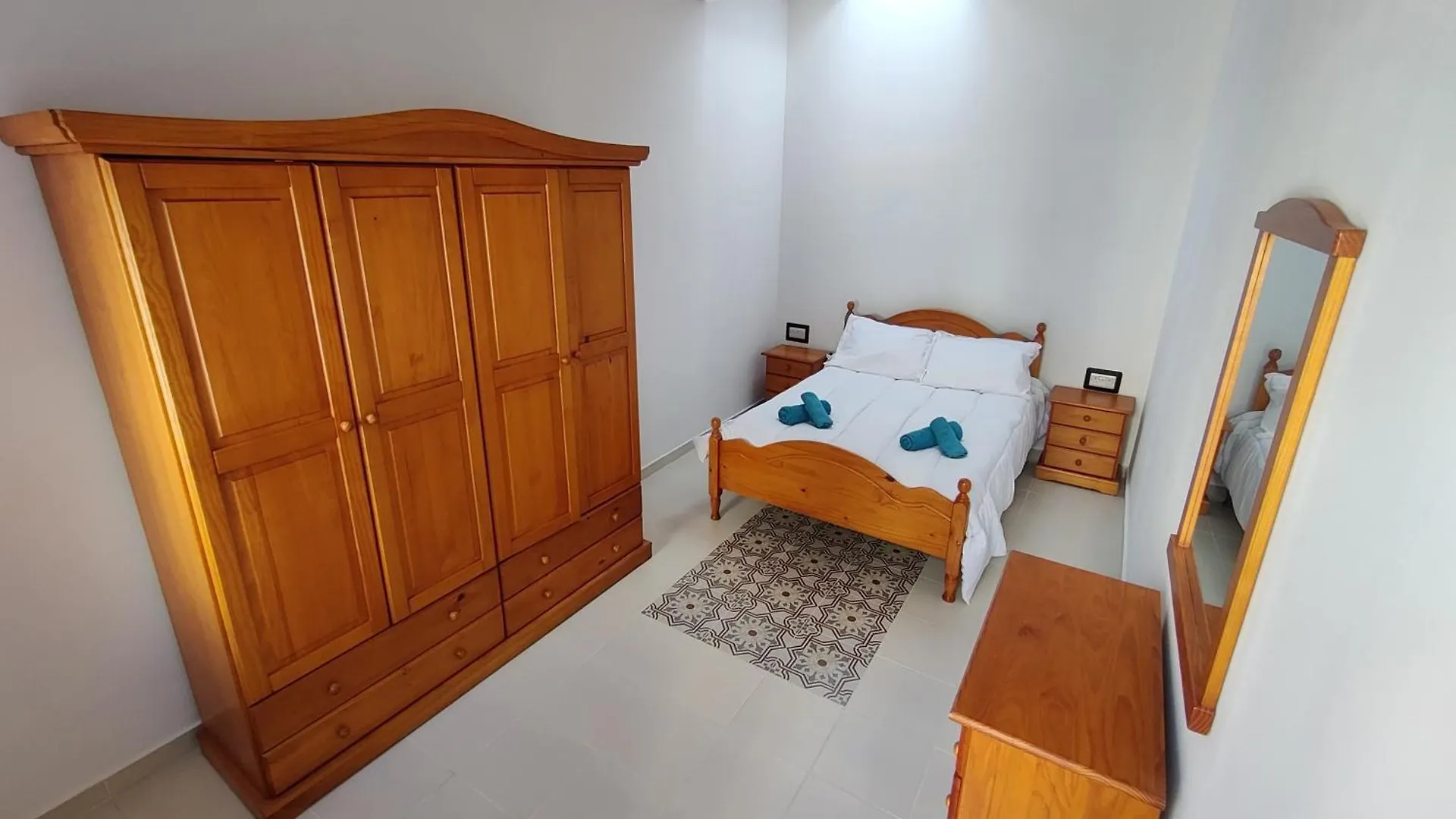 Holiday home Peaceful Traditional Maltese Townhouse Luqa